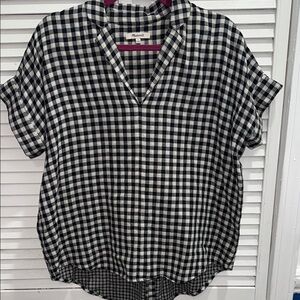 Madewell Checkered Button Down Shirt in Black and White small